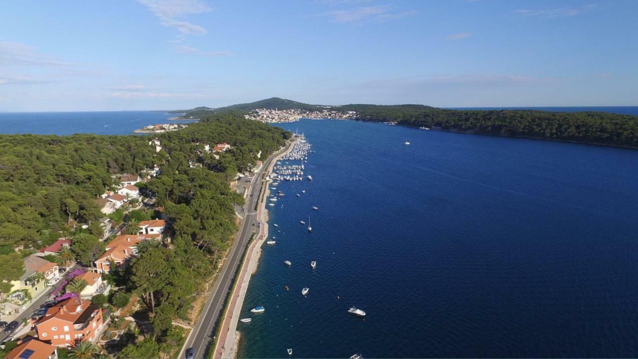 Apartment Sunshine Mali Lošinj Exterior foto